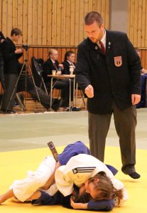 20130929-trd-dommere