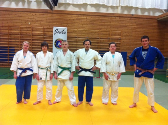 Trente i vinterferien, f.v.: Ingebjørg Holbø, Thomas Wikdahl, Markus Leonhardsen, Vidar Lund, Jonas Leonhardsen og Nils Robin Bjørklund.