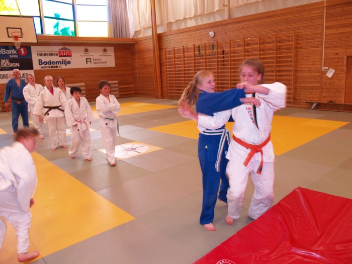 Avskjedsgave på judovis: Luisa fikk 100 kast i gave!