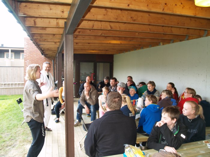 Inez Marie fortalte at hun hadde vært på et hyggelig sykebesøk hos Julie.