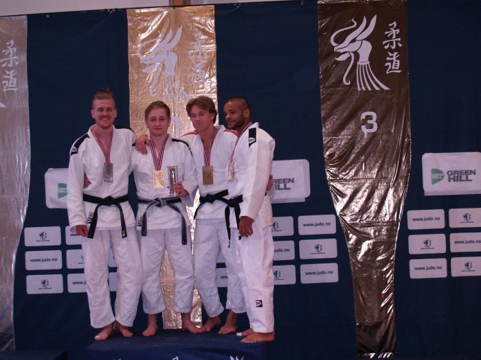 SenHÅpen-73: Gull og kongepokal til Herman Hermansen, sølv til Geir Bjerknes og bronse til Eulicer Perez og Linus Vinje.