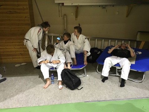 IMG_20160612_223224_01